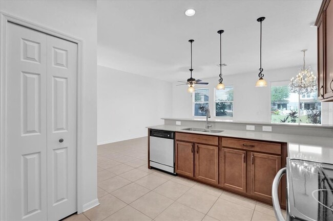 Photo - 9084 Shepton St