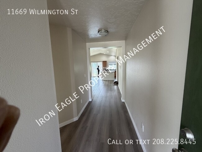 Photo - 11669 Wilmington St