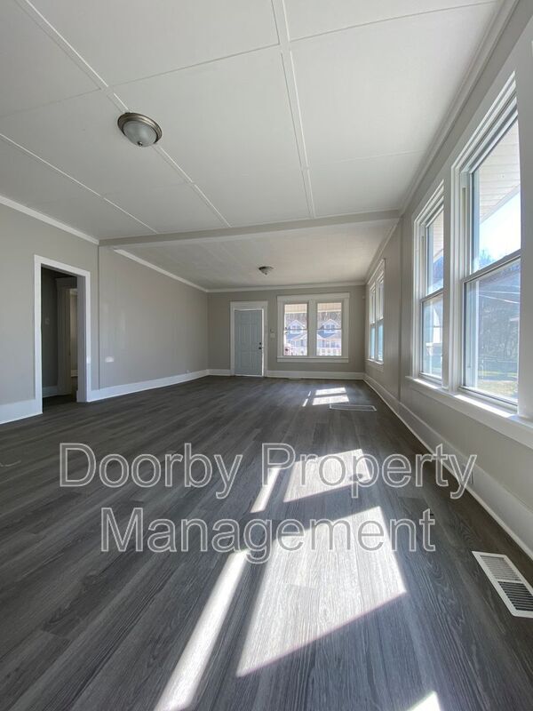 Photo - 3011 15th Ave