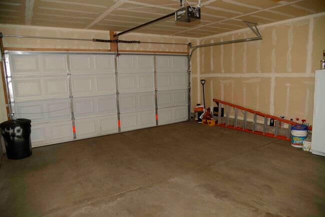 Garage - 648 S Yarrow St