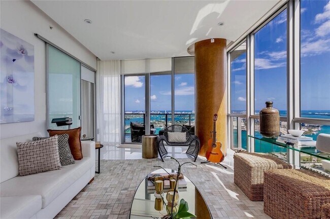 Photo - 1100 Biscayne Blvd