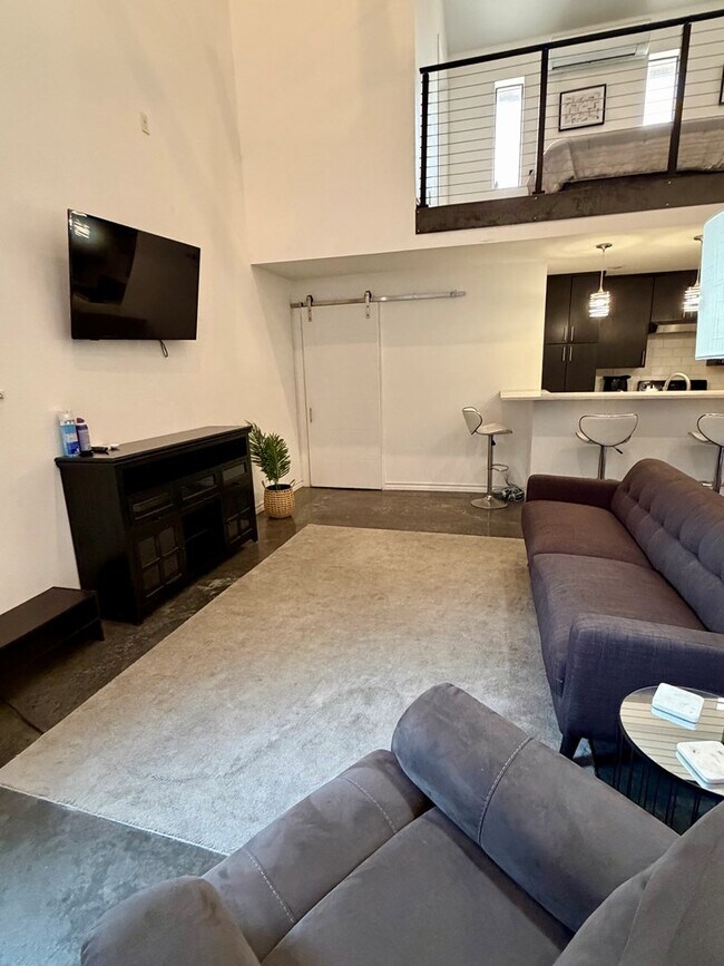 Photo - 4601 Redbud Ave