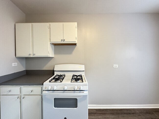 Photo - 5740 N Winthrop Ave Unit 903