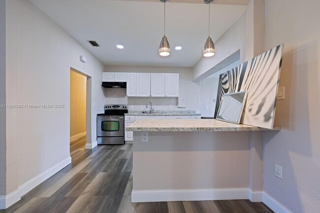 Photo - 14110 Van Buren St