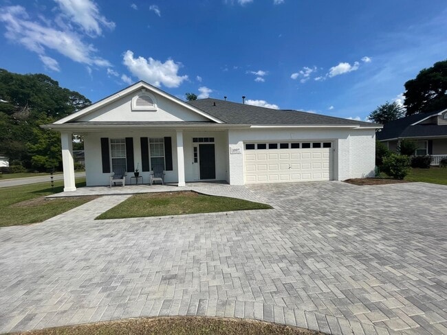 Photo - 1307 Hidden Timbers Pl