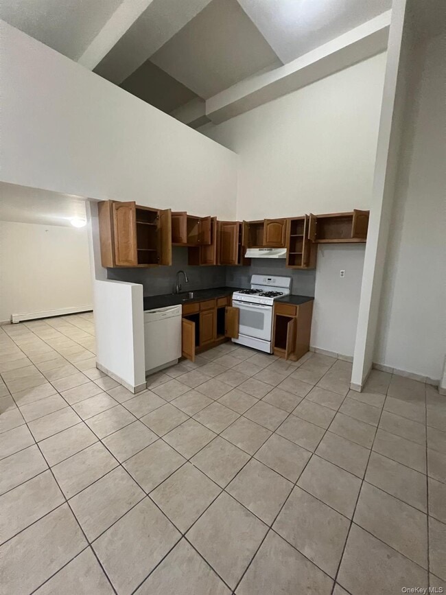 Photo - 100-05 92nd Ave