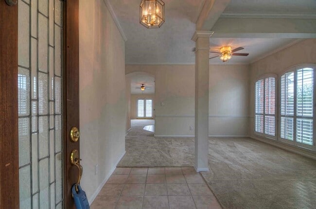 Photo - 1110 Cheddar Ridge Dr