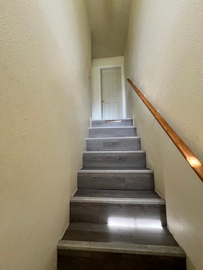 Photo - 636 Garland St