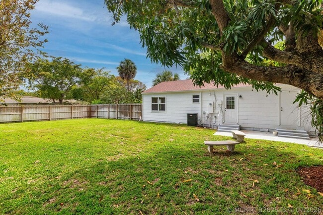 Building Photo - 6312 Garden Ave