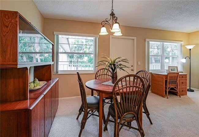 Photo - 35 Vis Gdns Trl Unit 205