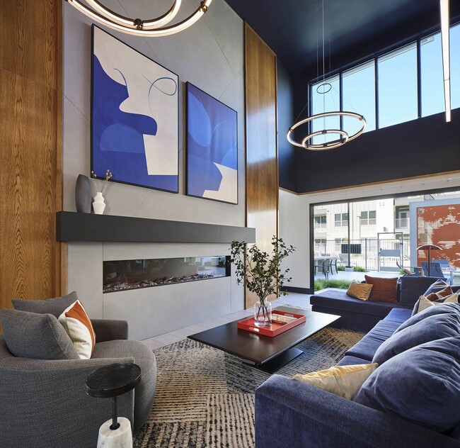 Fireplace Lounge