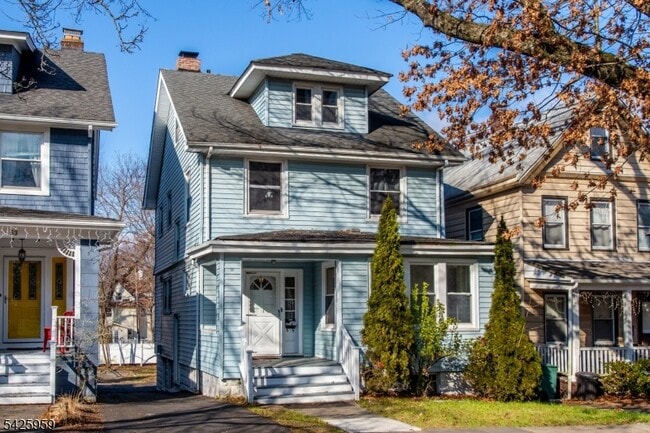 Building Photo - 51 Riggs Pl