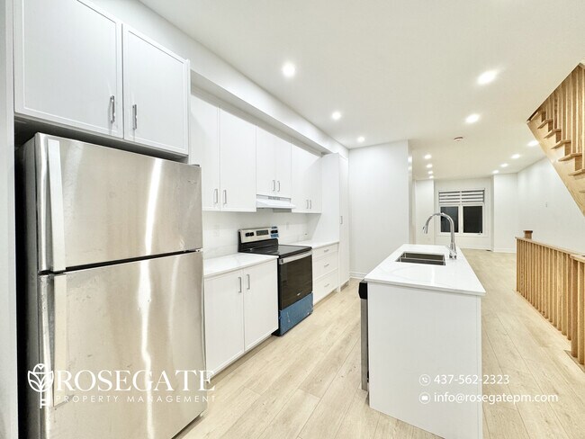 Photo - Spacious 4-Bed, 3.5-Bath Townhouse with Full Driveway & Garage in Oshawa!