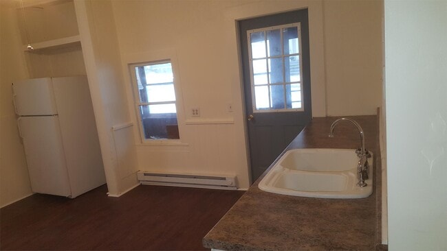 Photo - 244 Fayette St