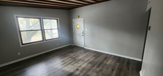 Photo - Newly Renovated 1-bedroom, 1-bathroom apar... Unit 1