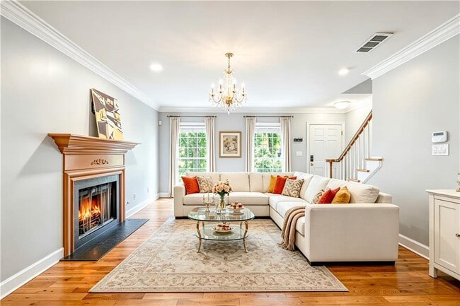 Photo - 46 Mt Vernon Cir