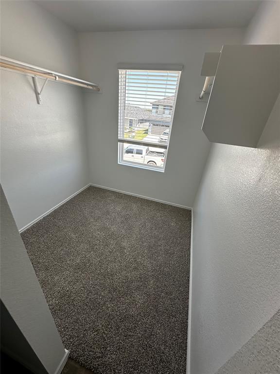 Photo - 456 Sandringham Lp