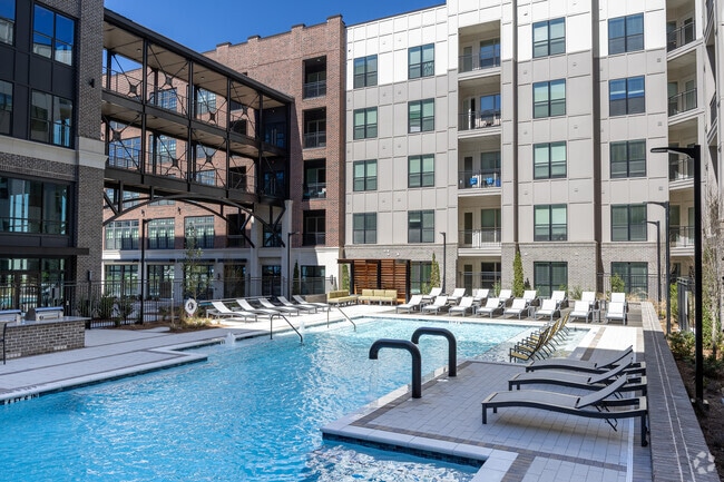 Pool - Chamblee City Heights Apartments