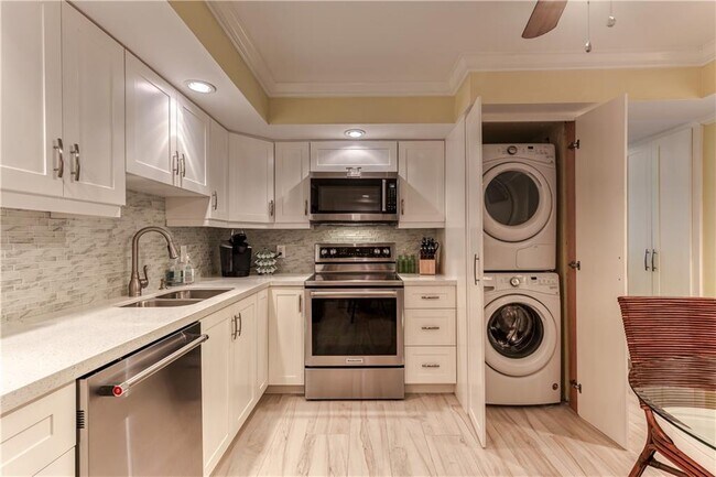 Building Photo - 1360 S Ocean Blvd Unit 603 Rental