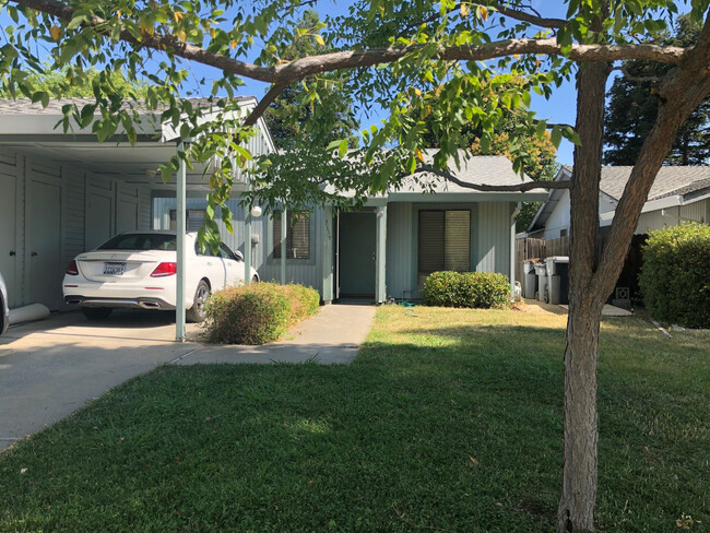 Lovely 3/1 Duplex in West Davis with Acces... - Lovely 3/1 Duplex in West Davis with Acces... Casa