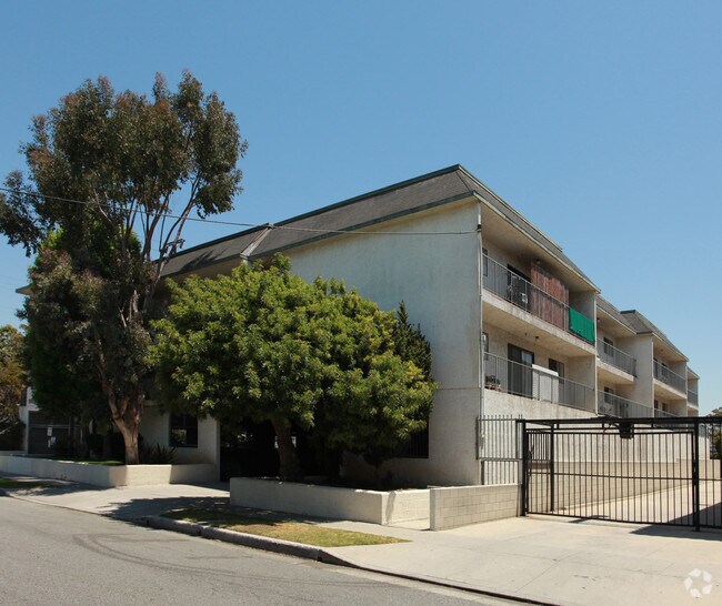 Grevillea Apartments - 12020 Grevillea Ave