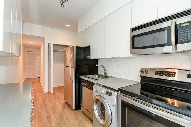2441 18th St NW - 2441 18th St NW Apartments