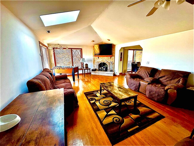 Building Photo - 2530 N 74th Ave Rental