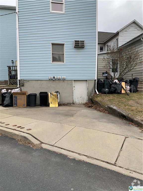 Building Photo - 210 S Main St Unit #7 Rental