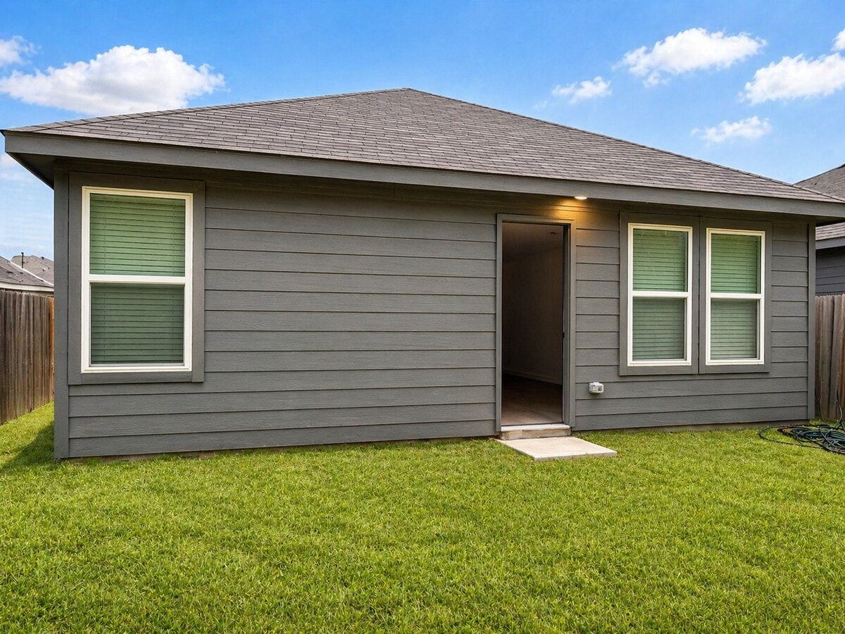 Photo - 22724 Hackberry Leaf Dr
