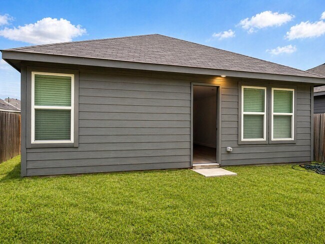 Photo - 22724 Hackberry