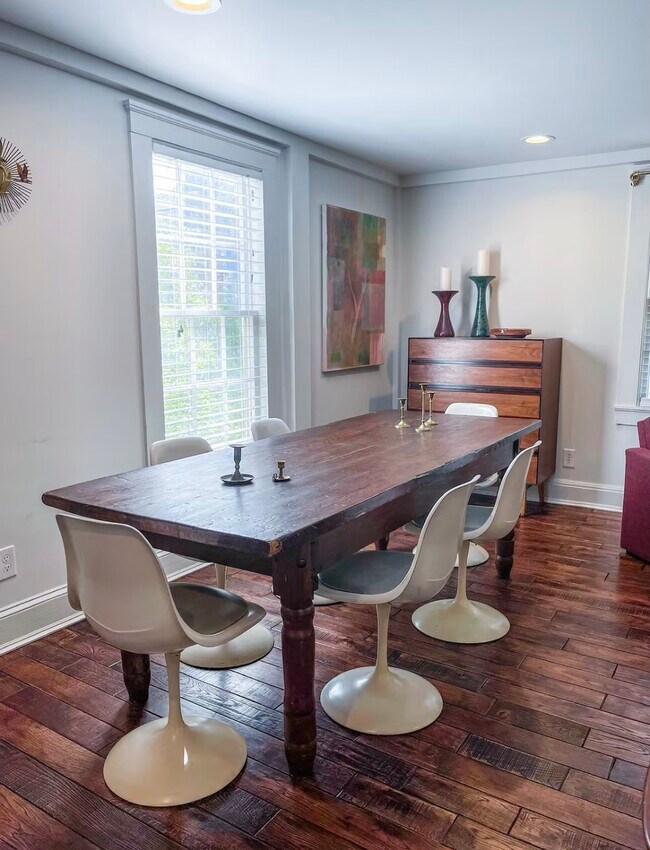 Photo - 2328 Avenue M