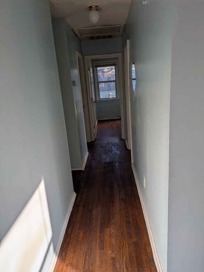 Photo - 1600 Damon St