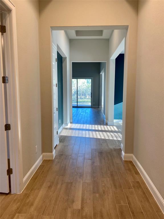 Photo - 359 Raptor Beak Wy