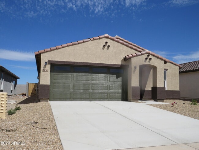 Photo - 1456 W Toltec Dr House