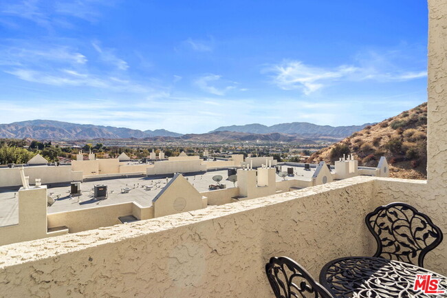 Photo - 18209 Sierra Hwy Condo Unit 120