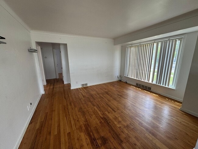 Photo - 14615 Stephens Rd
