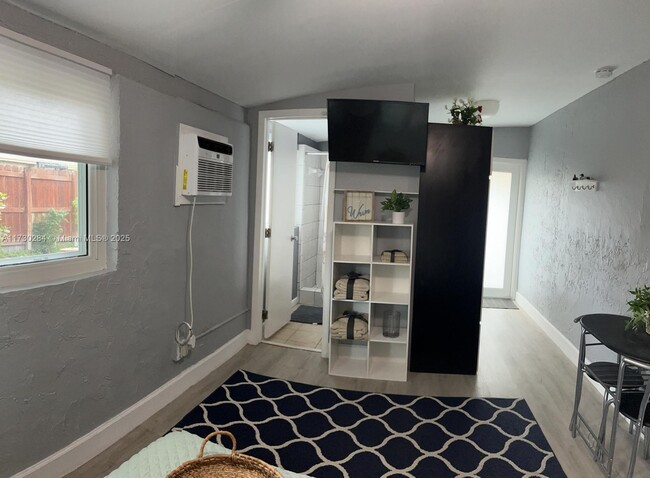 Photo - 11541 SW 34th Ln Apartamento Unidad 0