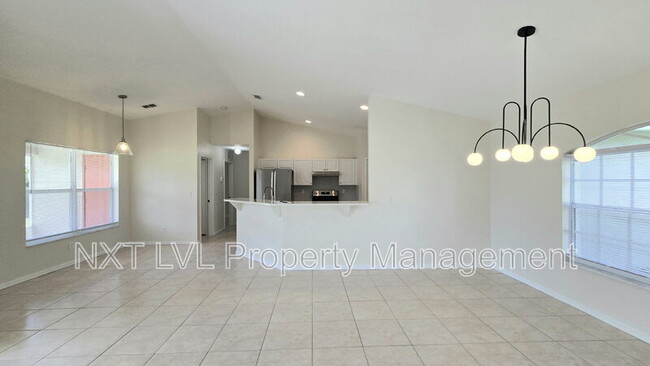 Photo - 342 NE 17th St