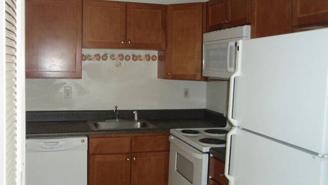 Photo - 44 Stoney Point Ct
