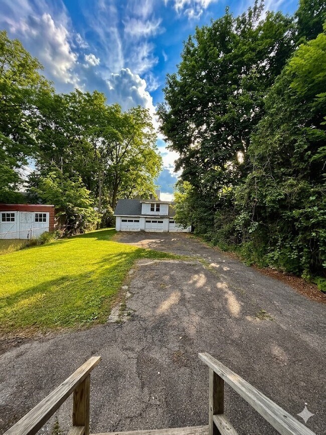Photo - 9 Carhart Ave