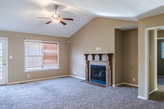 Photo - Pet Friendly Four Bedroom with Basement!