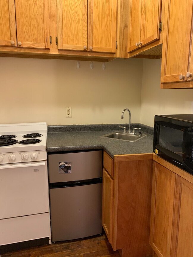 372 Bucoto Ct Unit A