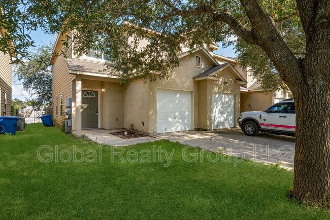 Building Photo - 7802 Kingsbury Way Unit 4