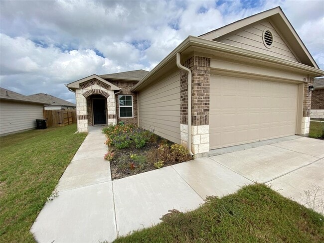 Building Photo - 5708 Shanjia Dr Rental