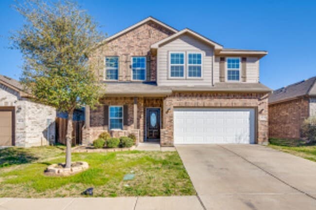 Building Photo - Beautiful 4/2.5 in Forney - like new!