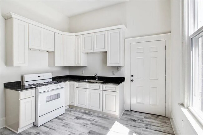 Photo - 2117 Marais St Unit 1