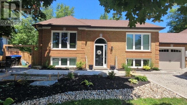 Photo - 7 Harbour Crescent