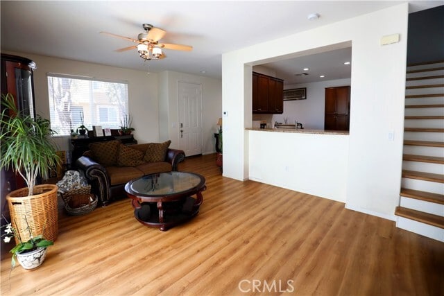 Photo - 27571 Darrington Ave