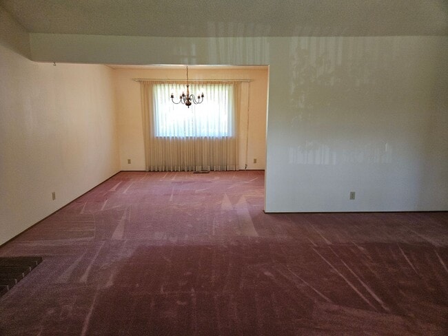 Photo - 10989 Ronald Way