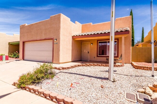 Photo - 1083 Desert Oak Pl